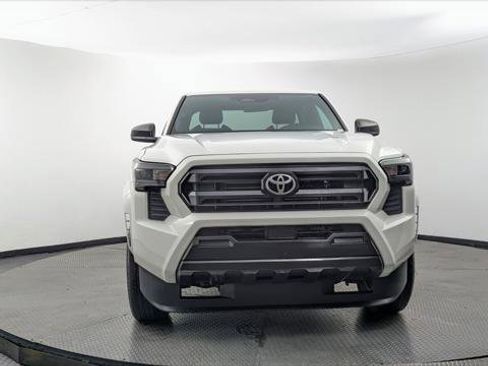 Used 2024 Toyota Tacoma SR RWD image 12