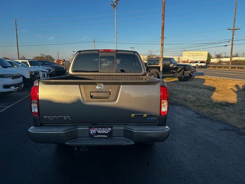 Used 2017 Nissan Frontier Desert Runner image 4