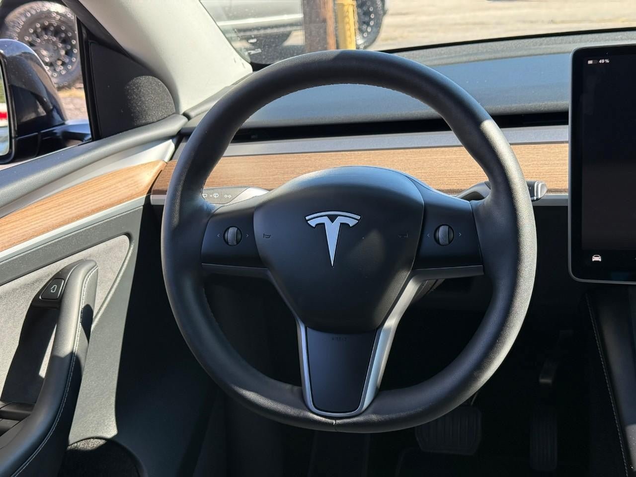 Used 2024 Tesla Model Y Long Range RWD image 10