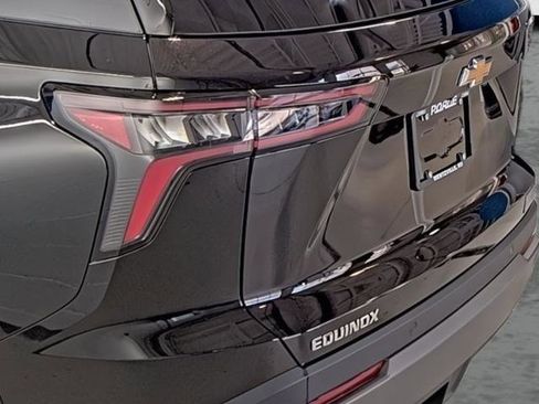 New 2026 Chevrolet Equinox LT w/ Convenience Package II image 10