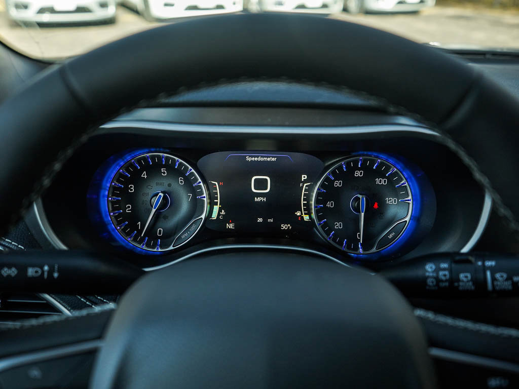 New 2026 Chrysler Pacifica Select AWD/4WD image 23