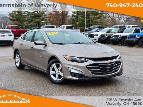 Used 2024 Chevrolet Malibu LT image 1