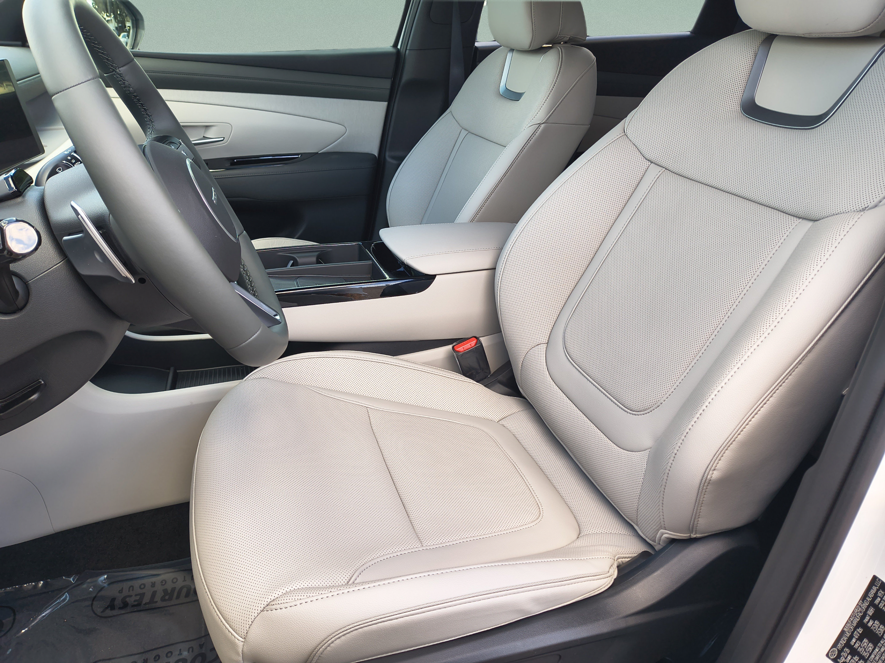 New 2026 Hyundai Tucson Limited FWD image 19