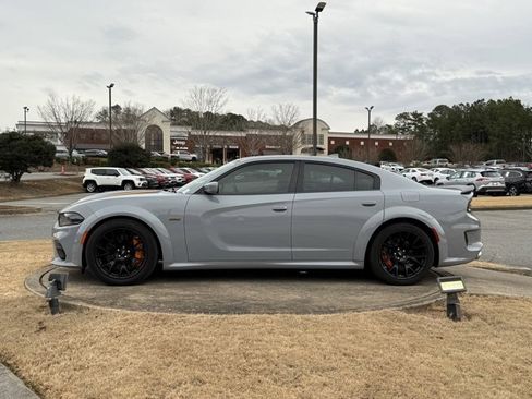 Used 2022 Dodge Charger Scat Pack image 4