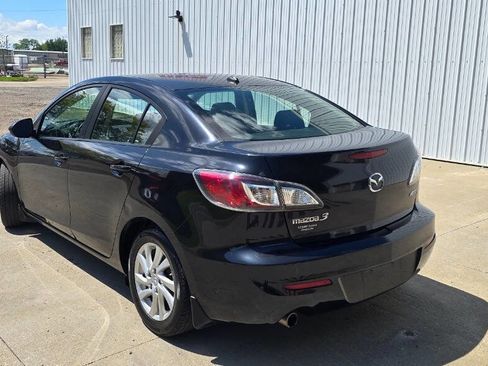 Used 2012 MAZDA MAZDA3 i Grand Touring w/ Tech Pkg FWD image 7