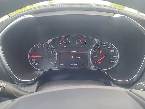 Used 2025 Chevrolet Blazer LT AWD/4WD image 20
