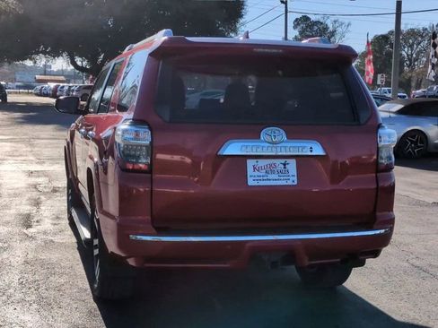 Used 2018 Toyota 4Runner SR5 image 7