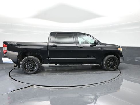 Used 2015 Toyota Tundra SR5 w/ SR5 Upgrade Package RWD image 11