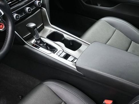 Certified 2022 Honda Accord Sport image 18