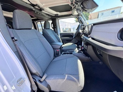 New 2026 Jeep Wrangler Unlimited Sport AWD/4WD image 18
