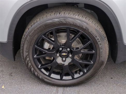 Certified 2022 Chevrolet Trax LT w/ Sport Edition image 31