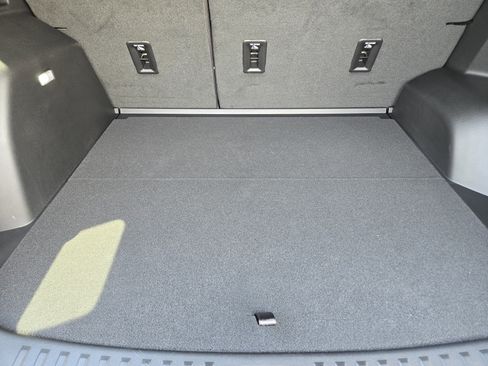 New 2026 Chevrolet Equinox LT w/ Midnight Edition image 21