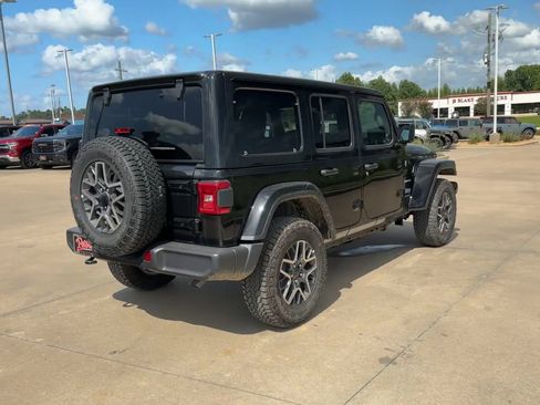 New 2024 Jeep Wrangler Sahara w/ Technology Group image 8