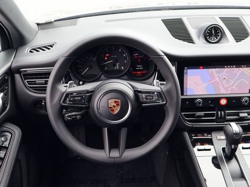 New 2026 Porsche Macan AWD/4WD image 15