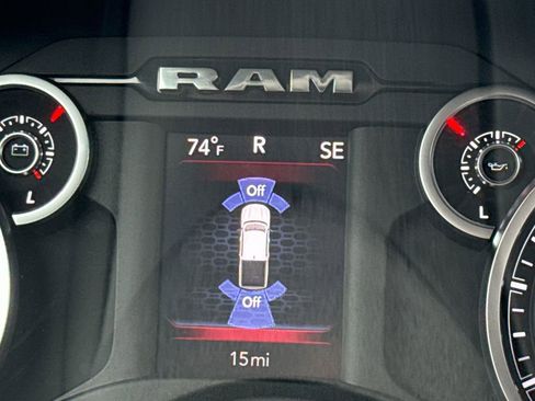 New 2026 RAM 1500 4x4 Crew Cab image 30