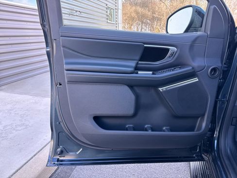 New 2026 Ford Expedition Platinum w/ Stealth Appearance Package image 27