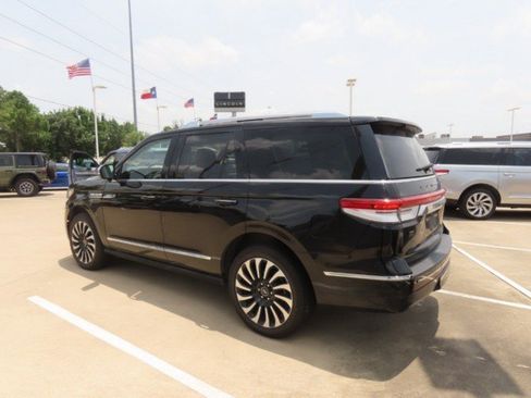 Used 2022 Lincoln Navigator Black Label AWD/4WD image 15