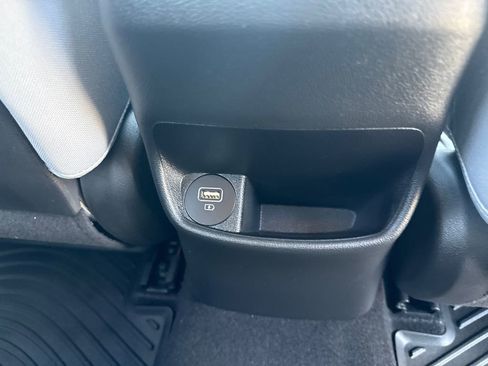 Used 2023 Hyundai Kona SEL image 16