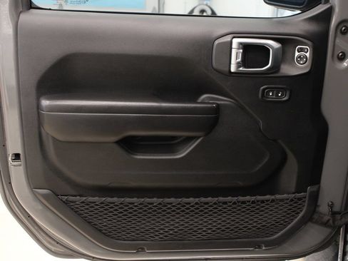 Used 2020 Jeep Wrangler Unlimited Sport S AWD/4WD image 11
