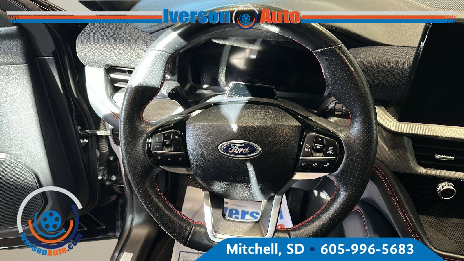 Used 2025 Ford Explorer ST-Line AWD/4WD image 16