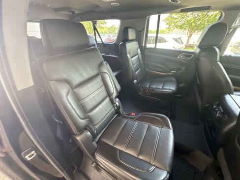 Certified 2020 GMC Yukon XL Denali w/ Denali Ultimate Package AWD/4WD image 28