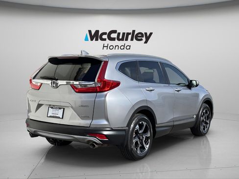 Certified 2017 Honda CR-V Touring image 3