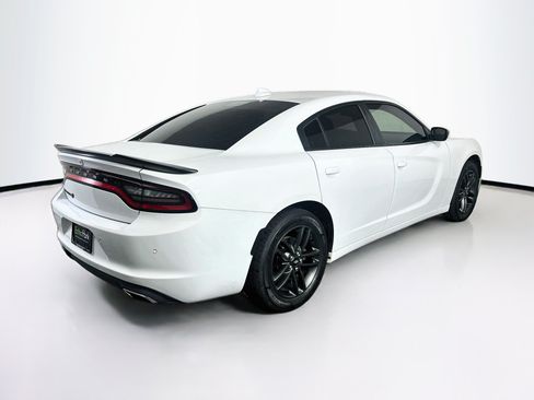 Used 2019 Dodge Charger SXT w/ Blacktop Package AWD/4WD image 9