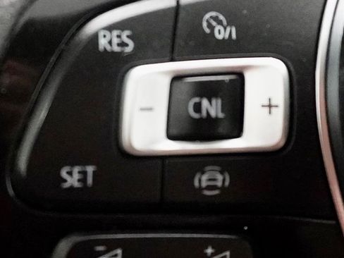 Used 2019 Volkswagen Tiguan S w/ Driver Assistance Package image 18