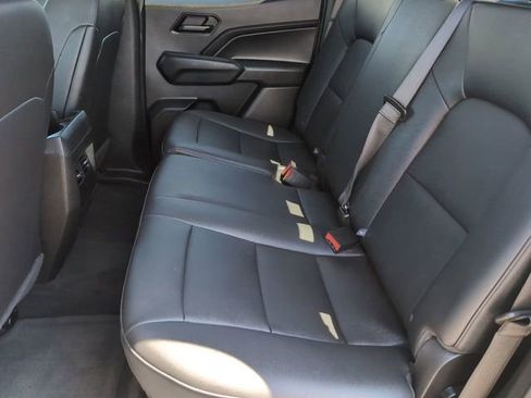 Used 2025 Chevrolet Colorado Trail Boss AWD/4WD image 30