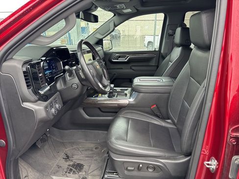 Used 2022 Chevrolet Silverado 1500 LTZ w/ LTZ Premium Package image 22