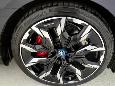 Used 2024 BMW i5 eDrive40i w/ M Sport Package RWD image 82