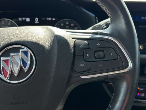 Used 2022 Buick Envision Essence w/ Technology Package I AWD/4WD image 40