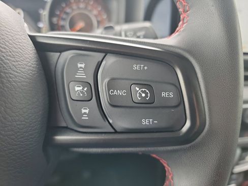 Used 2024 Jeep Wrangler Unlimited Rubicon image 18