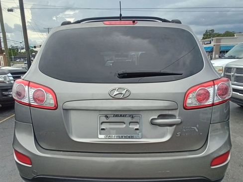 Used 2011 Hyundai Santa Fe GLS image 6