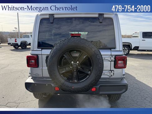 Used 2021 Jeep Wrangler Unlimited Sahara AWD/4WD image 7