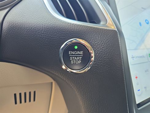 Certified 2022 Ford Edge Titanium w/ Equipment Group 301A image 25