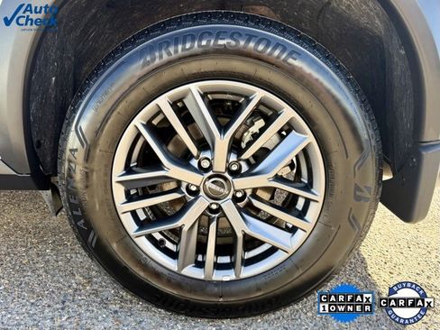 Certified 2025 Nissan Rogue S image 29