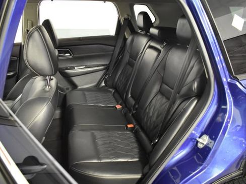 Used 2023 Nissan Rogue Platinum w/ Platinum Premium Package AWD/4WD image 28
