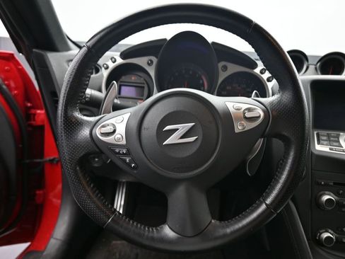 Used 2016 Nissan 370Z Coupe RWD image 16