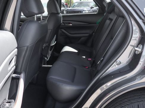 Used 2022 MAZDA CX-30 AWD 2.5 S w/ Premium Package image 38