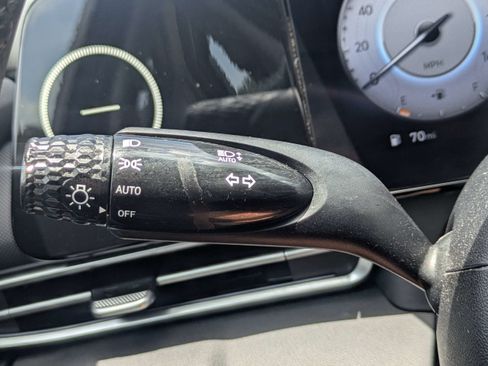 Used 2021 Hyundai Elantra Limited w/ Cargo Package FWD image 24