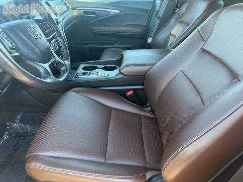 Certified 2025 Honda Ridgeline RTL image 13