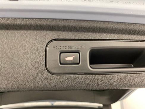 Used 2024 Honda Odyssey Touring image 37