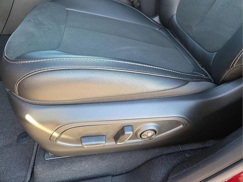 New 2026 Jeep Grand Cherokee Altitude image 13