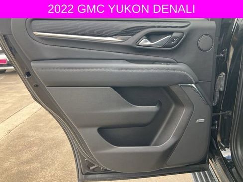 Used 2022 GMC Yukon Denali w/ Max Trailering Package image 19