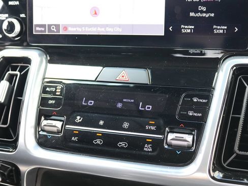 Used 2023 Kia Sorento X-Line EX AWD/4WD image 40