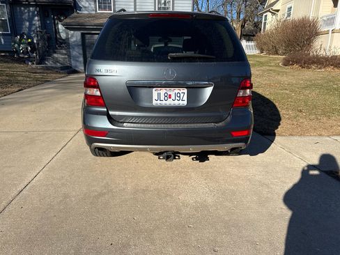 Used 2011 Mercedes-Benz ML 350 2WD image 5