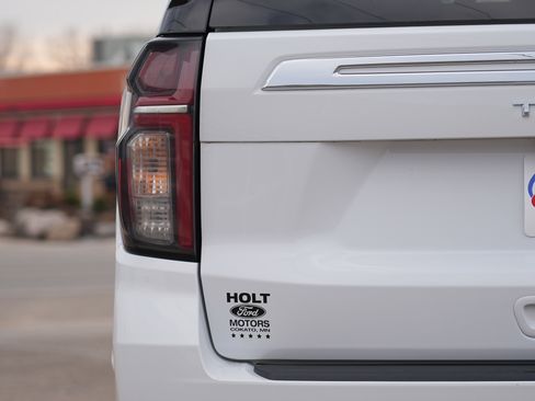 Used 2022 Chevrolet Tahoe LT image 14