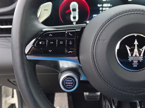 Certified 2024 Maserati GranTurismo Modena image 25