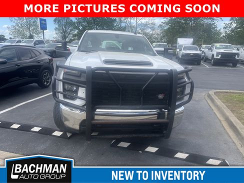 Used 2021 Chevrolet Silverado 2500 W/T w/ WT Fleet Convenience Package AWD/4WD image 2